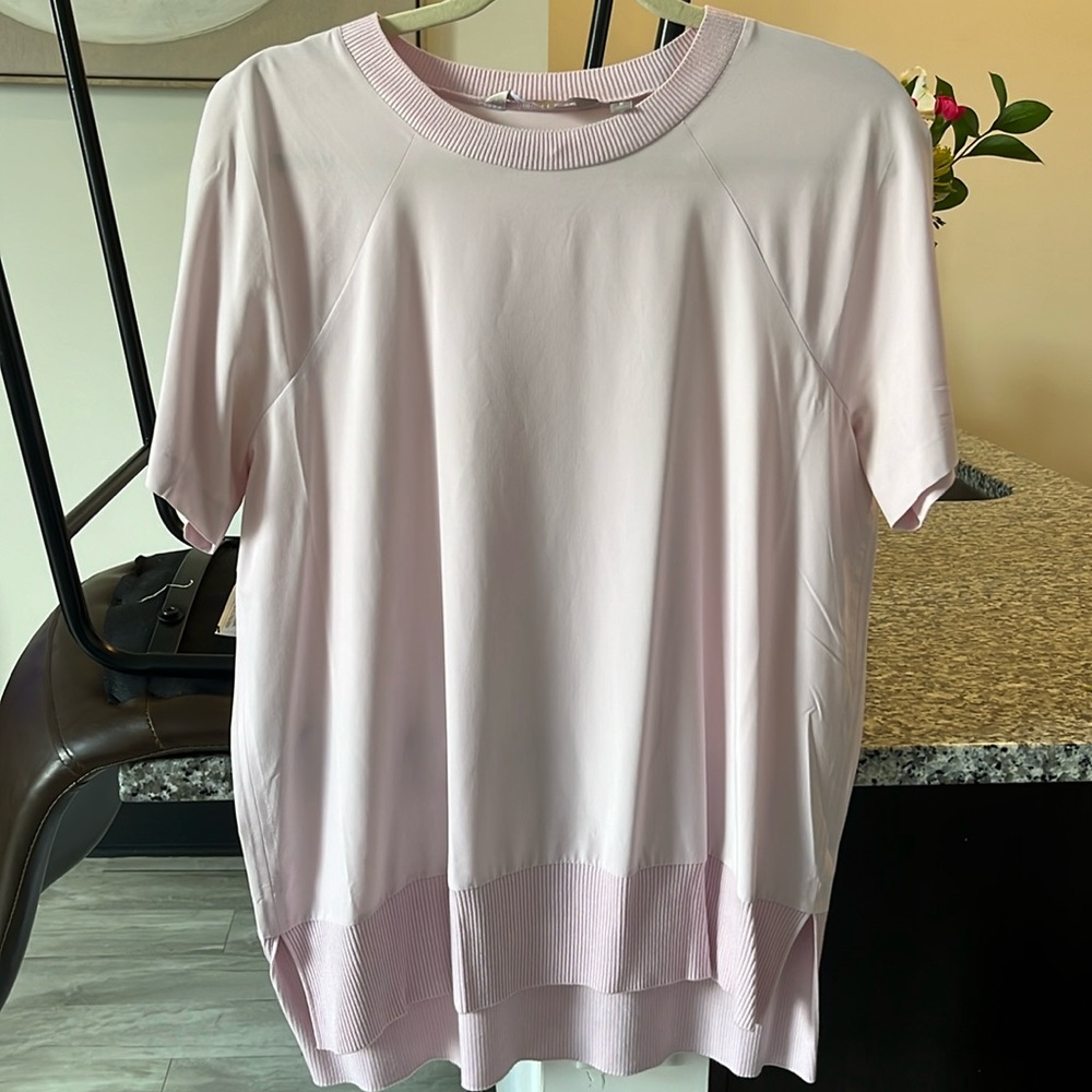 Athleta top